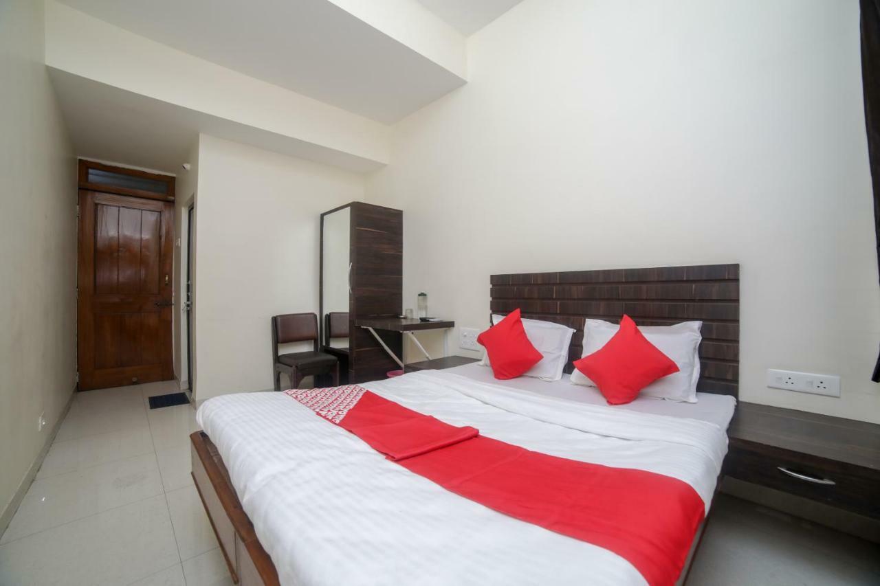 Oyo 46697 Hotel Gopi Nagpur Exterior foto
