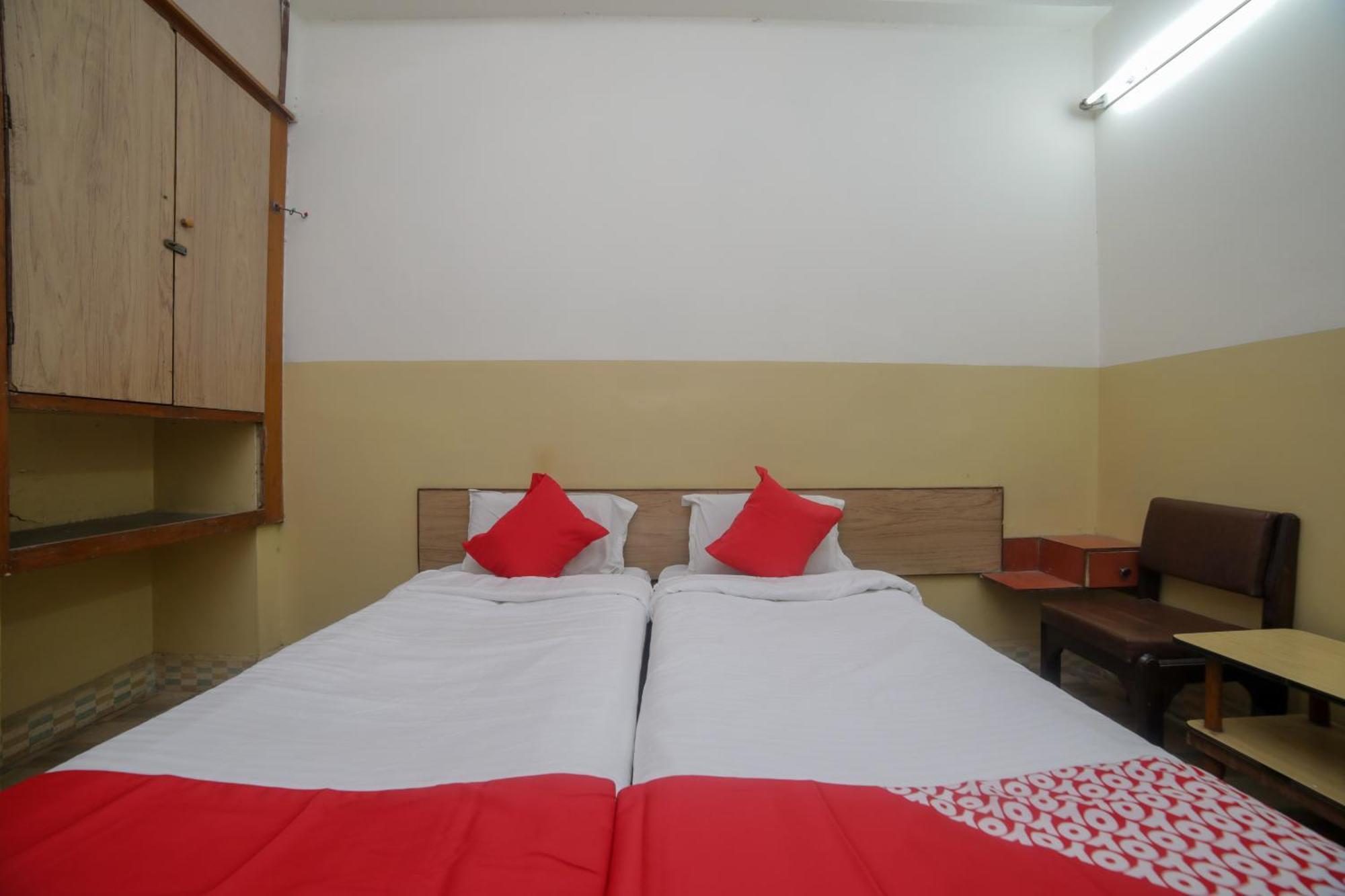 Oyo 46697 Hotel Gopi Nagpur Exterior foto